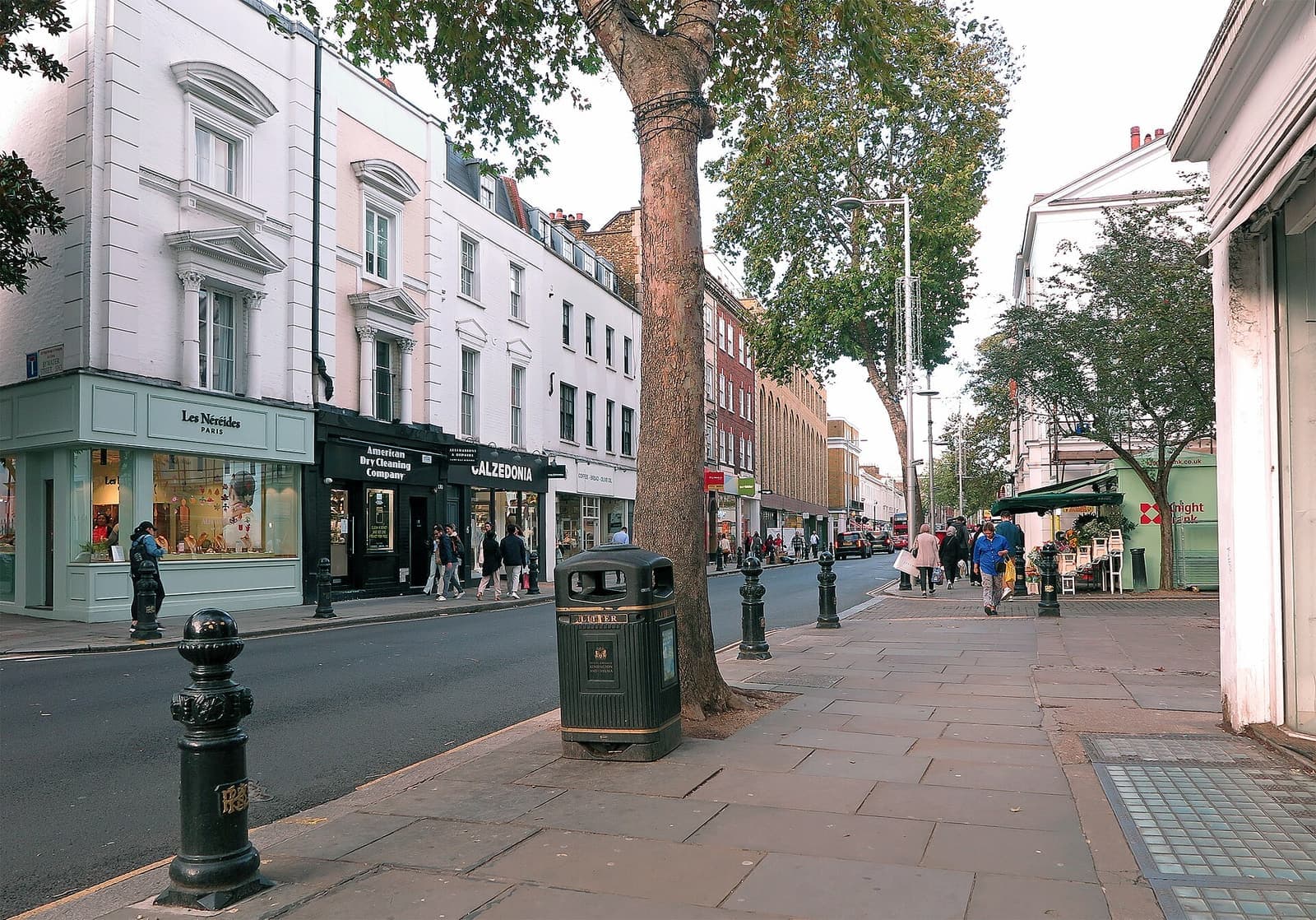 Shops along the King’s Road, Chelsea
